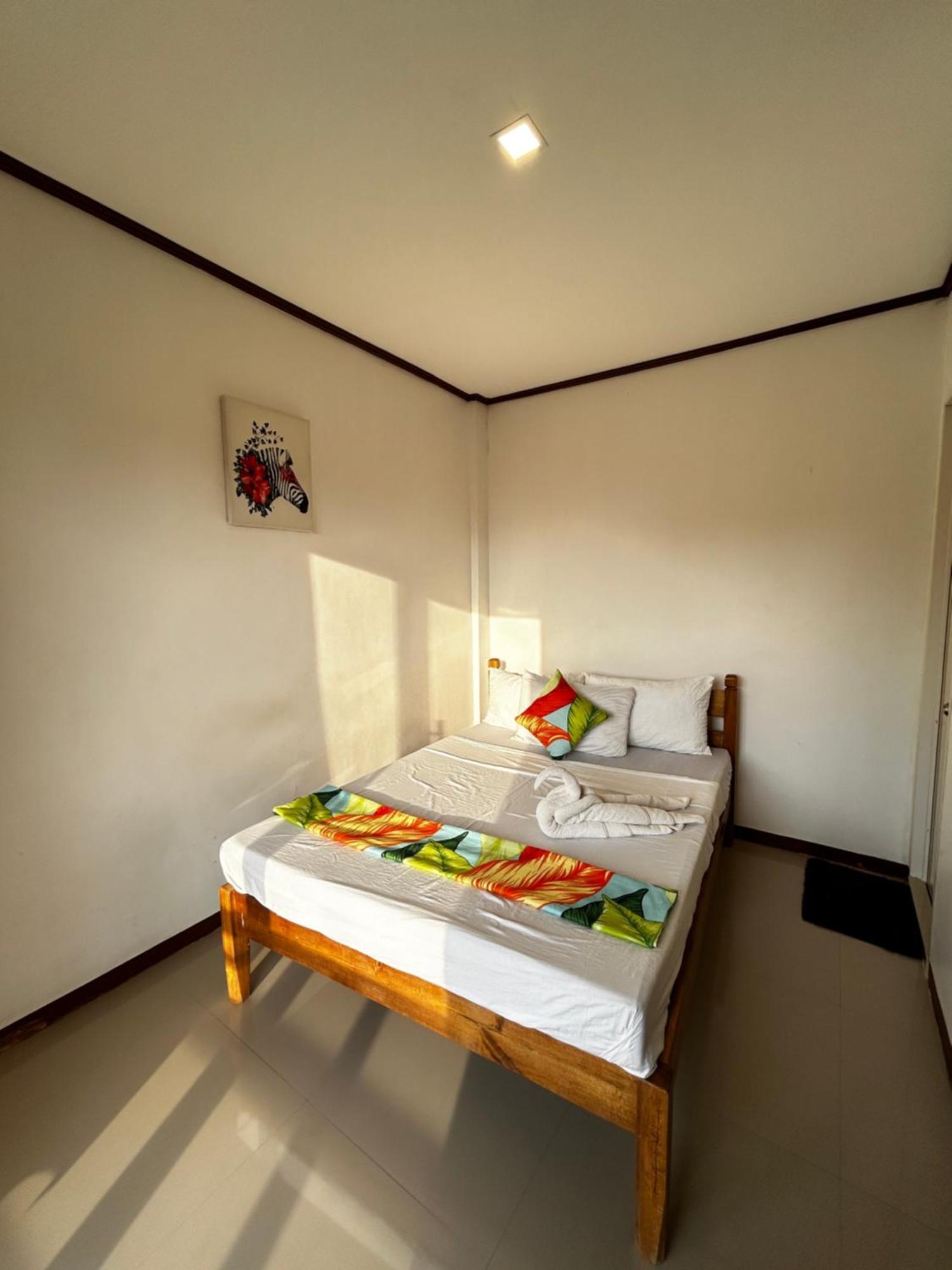 Brenmariel Tourist Inn El Nido Exterior photo